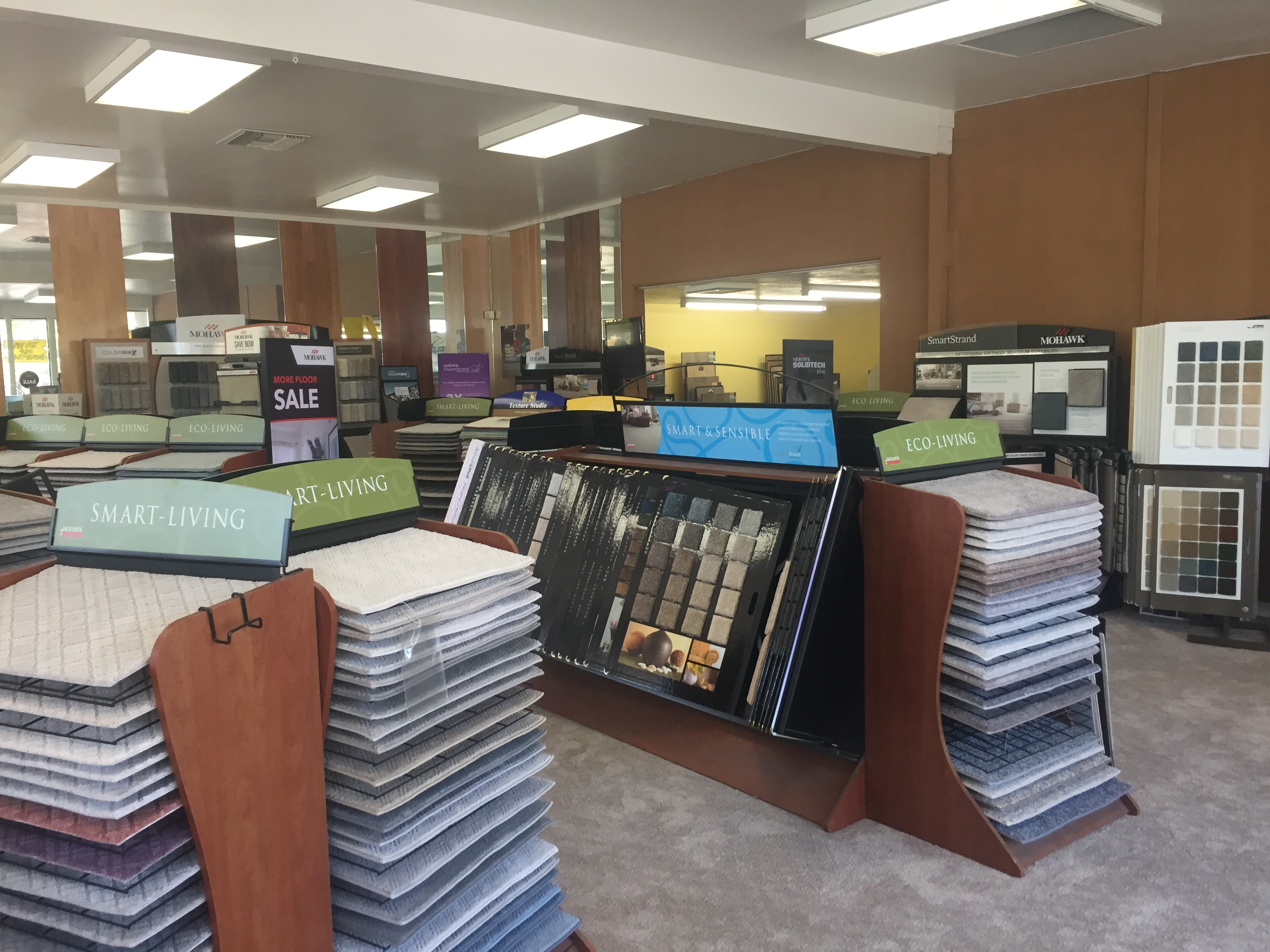 Profitable Flooring Store  35 hr/wk.  No Weekends!